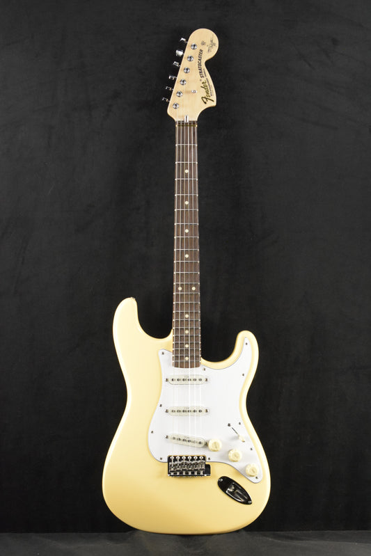 Fender Yngwie Malmsteen Stratocaster Vintage White Scalloped Rosewood Fingerboard