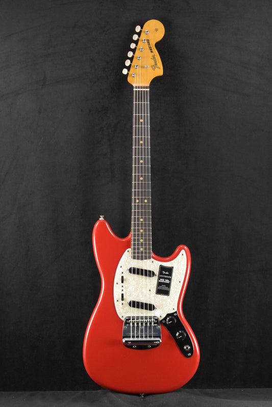 Fender Vintera III Mid '60s Mustang Dakota Red Rosewood Fingerboard