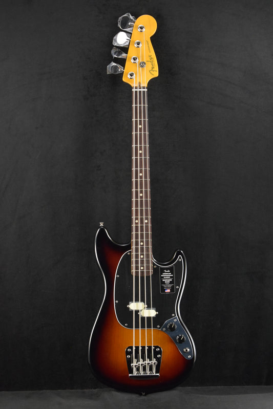 Fender American Professional Classic Mustang Bass 3-Color Sunburst Rosewood Fingerboard
