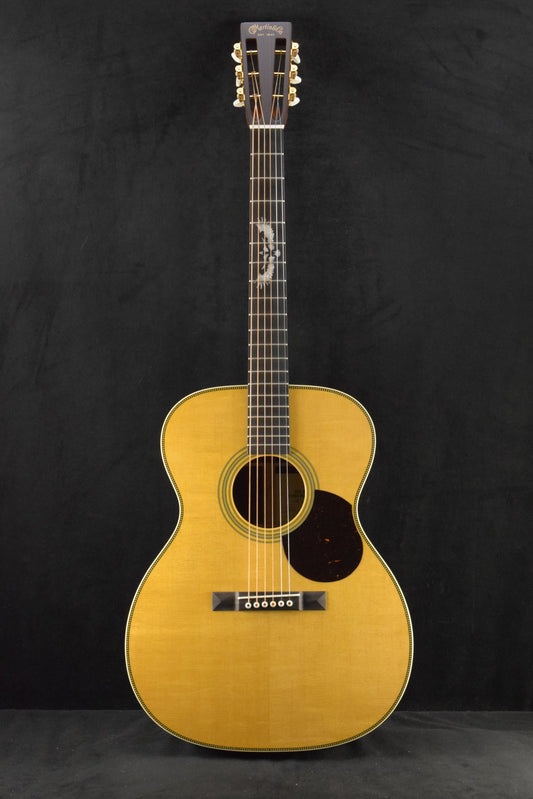 Martin 000-28 Shawn Mendes #24 of 88