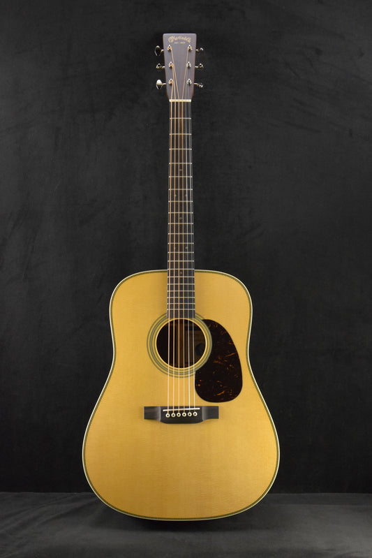 Martin D-28 Billy Strings Natural