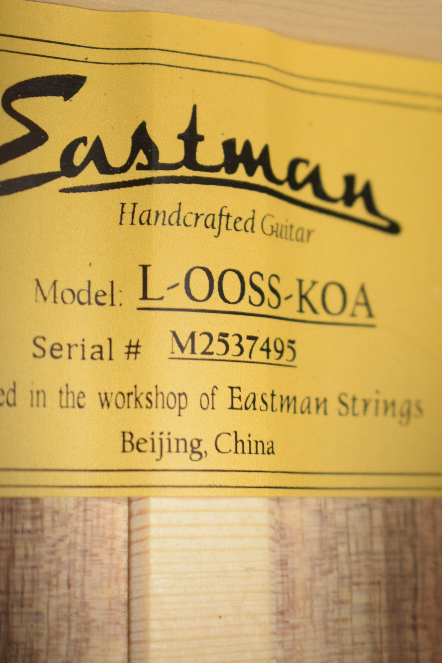 Eastman L-OOSS-Koa Luthier Series Concert Sloped-Shoulder Natural Truetone Gloss