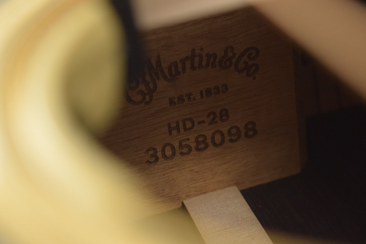 Martin HD-28E Acoustic Electric LR Baggs Anthem Natural Gloss