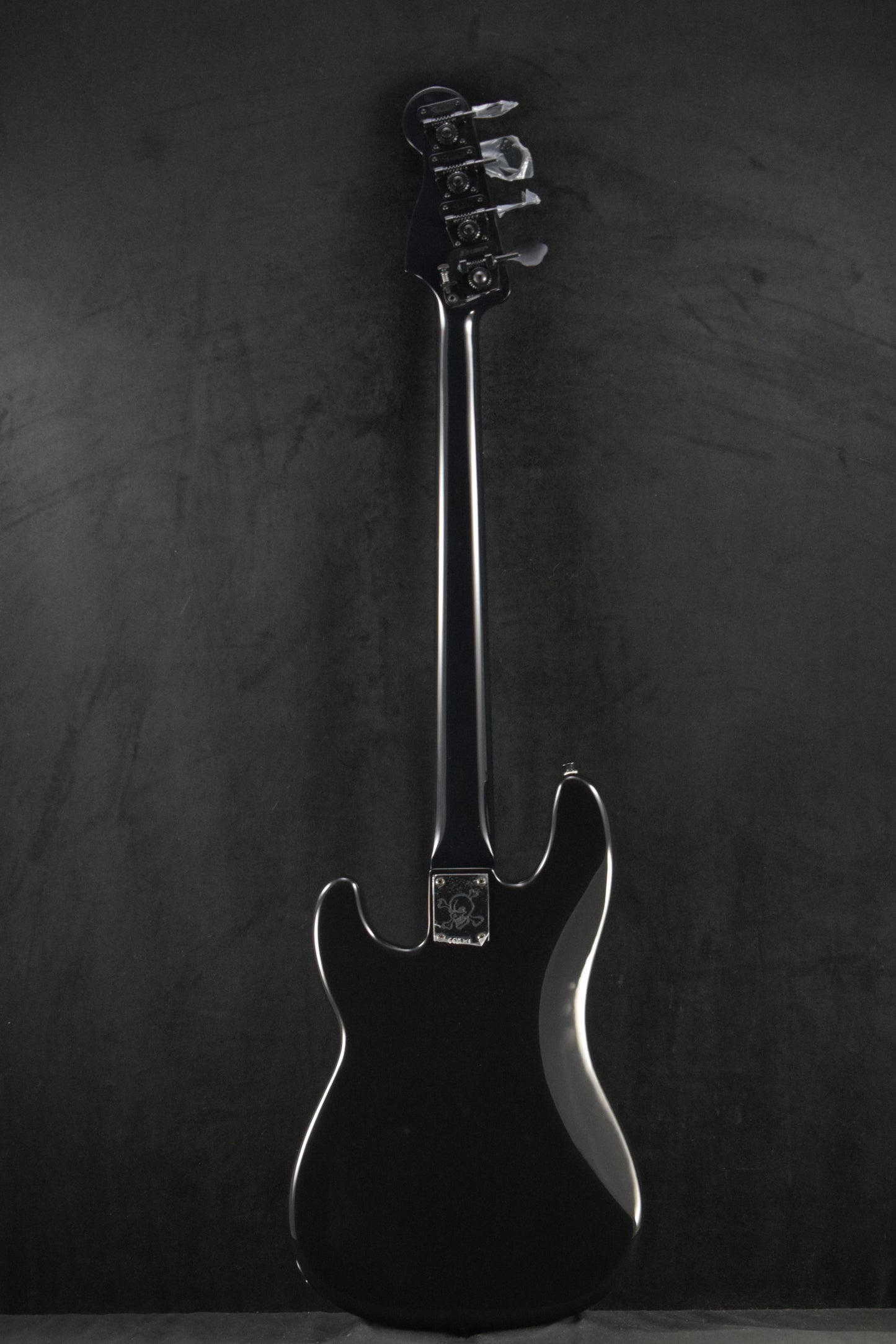 Fender Duff McKagan Deluxe Precision Bass Black Rosewood Fingerboard