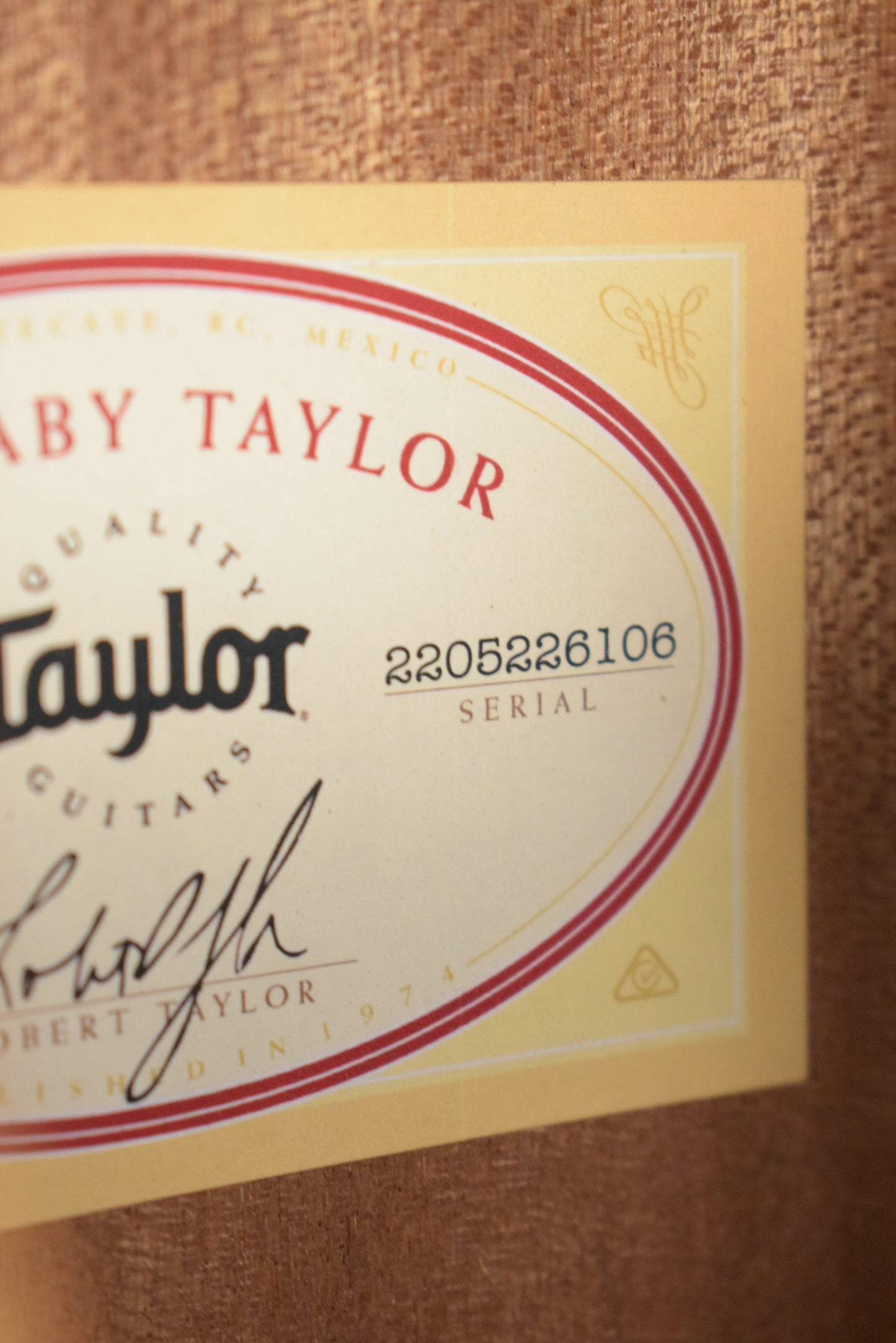 Taylor BBT Big Baby Taylor Walnut/Sitka Spruce Natural