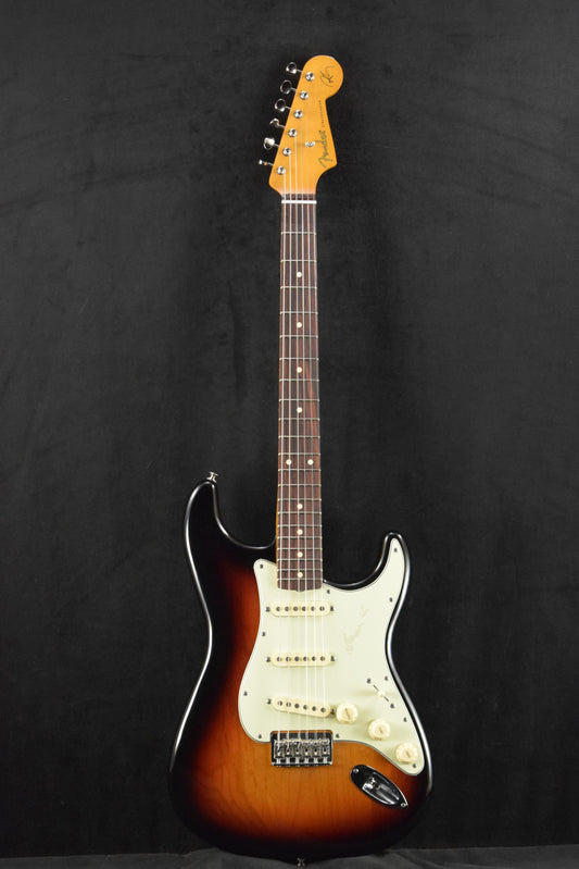 Fender Robert Cray Stratocaster 3-Color Sunburst Rosewood Fingerboard