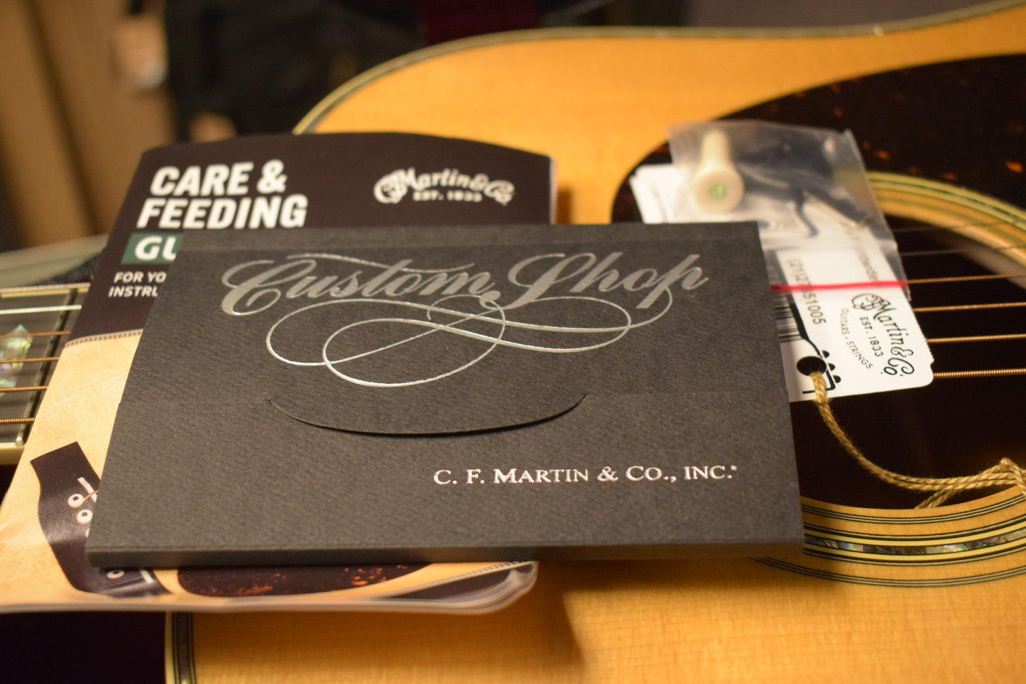 Martin Custom Shop Dreadnought Guatemalan Rosewood Natural