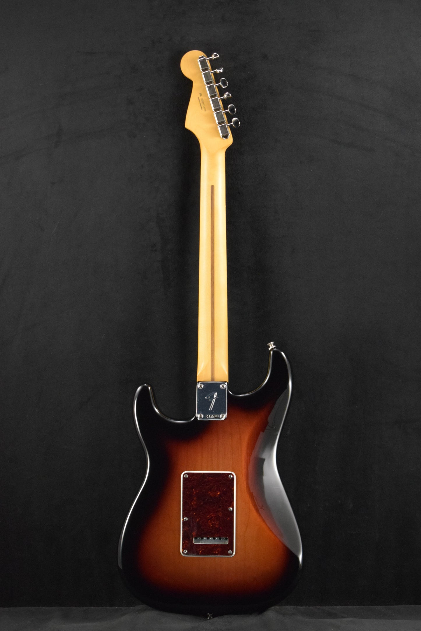 Fender FSR Player II Stratocaster 3-Color Sunburst Rosewood Fretboard