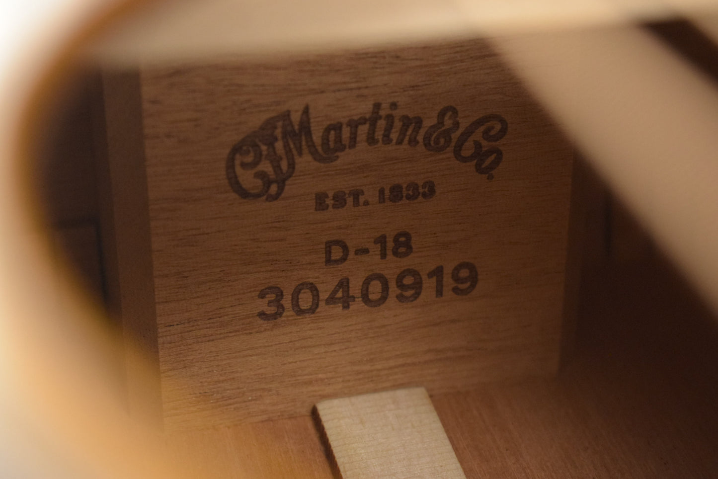Martin D-18 Gloss 1935 Sunburst