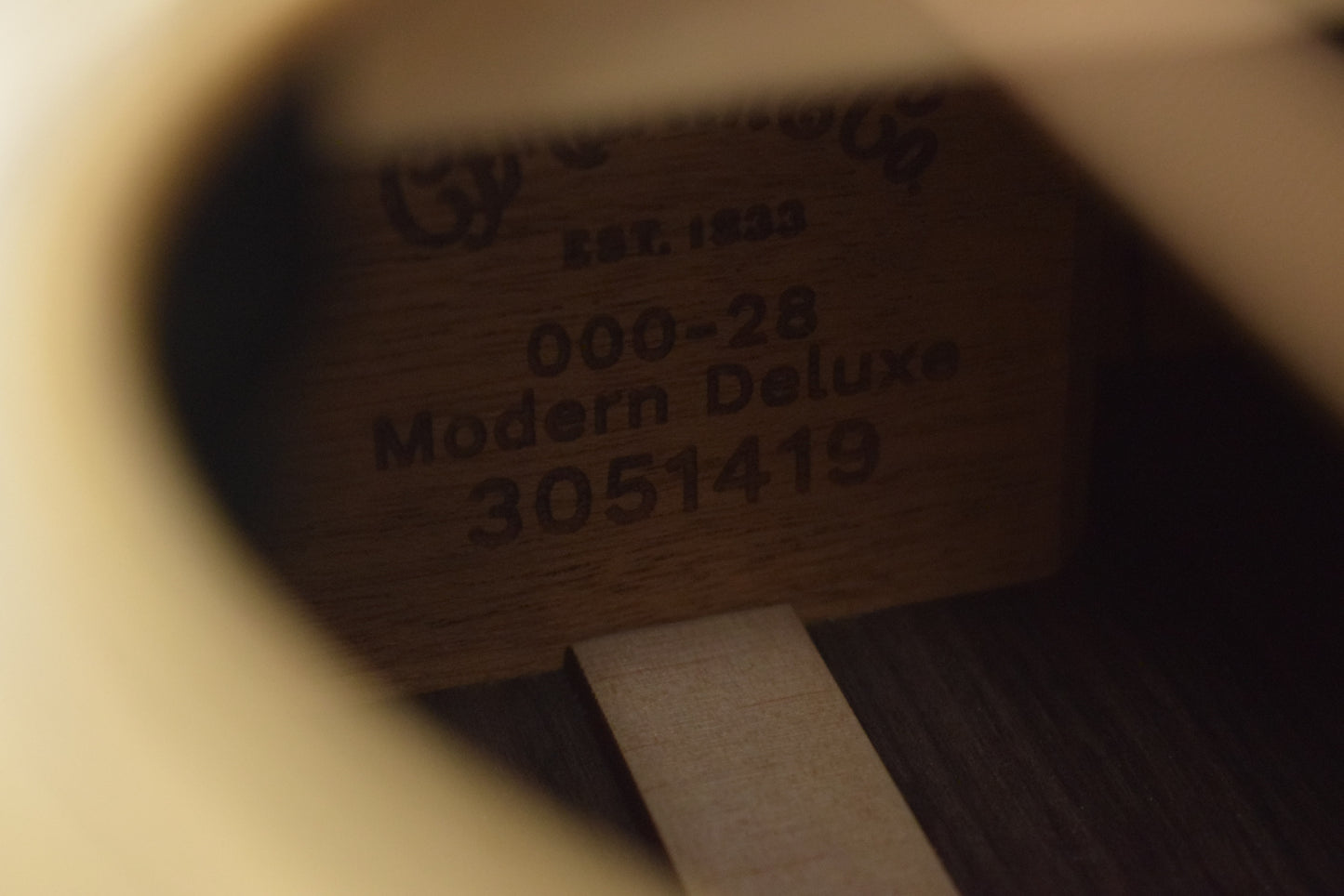 Martin 000-28E Modern Deluxe Acoustic-Electric Natural