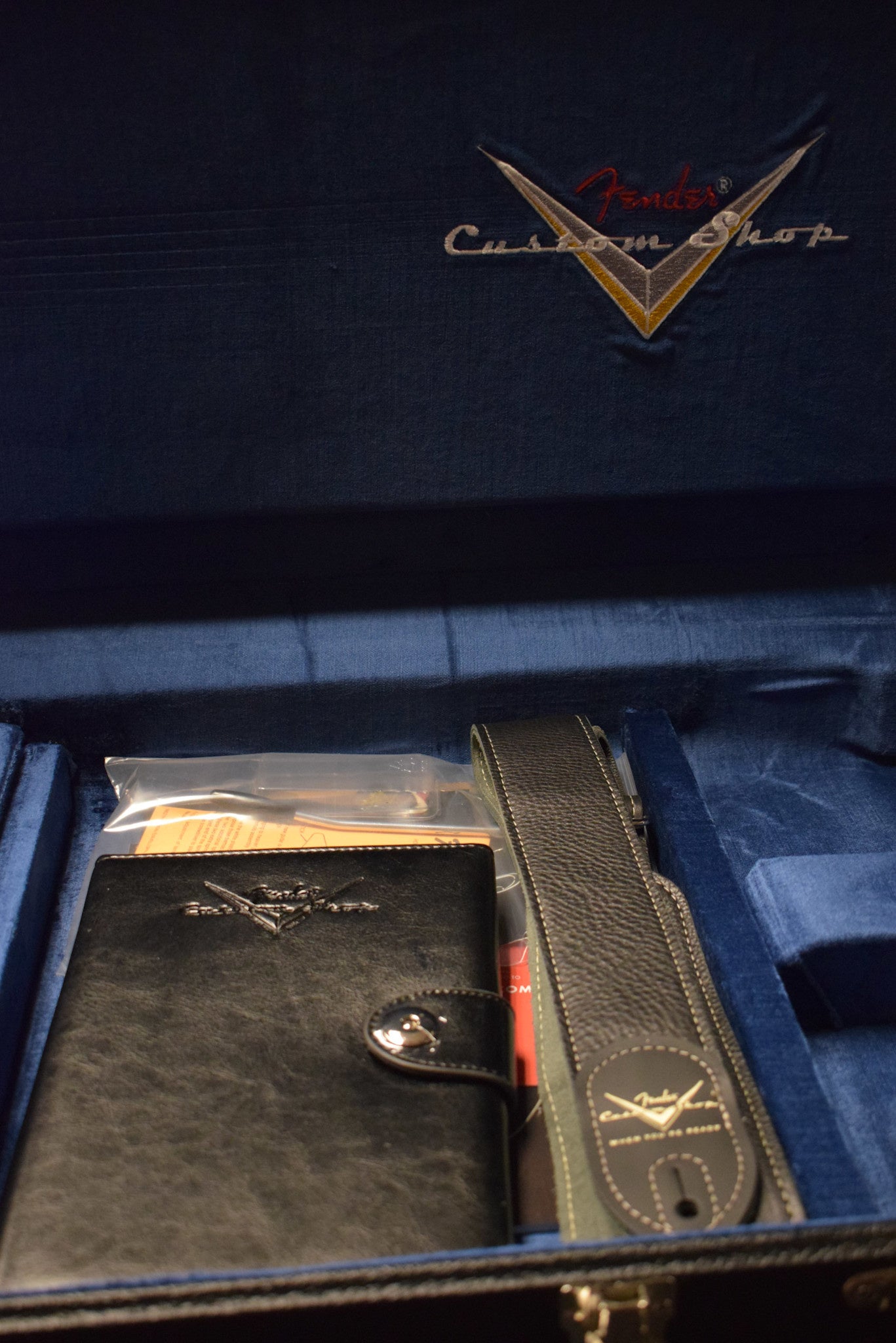 Fender Limited Edition Roasted Stratocaster Journeyman Relic with Closet Classic Hardware Dirty White Blonde