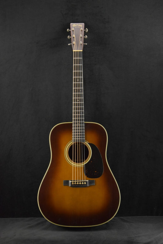Martin Custom Shop D-28 Authentic 1937 Stage 1 Aging Ambertone