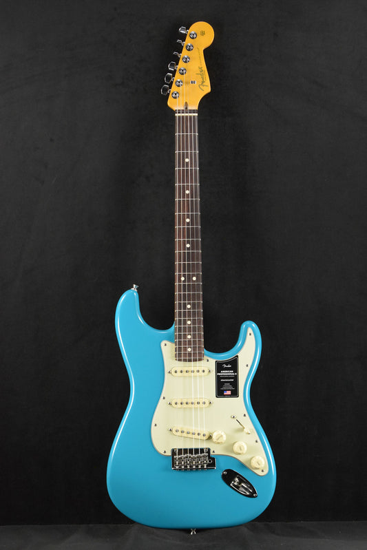 Fender American Professional II Stratocaster Miami Blue Rosewood Fingerboard