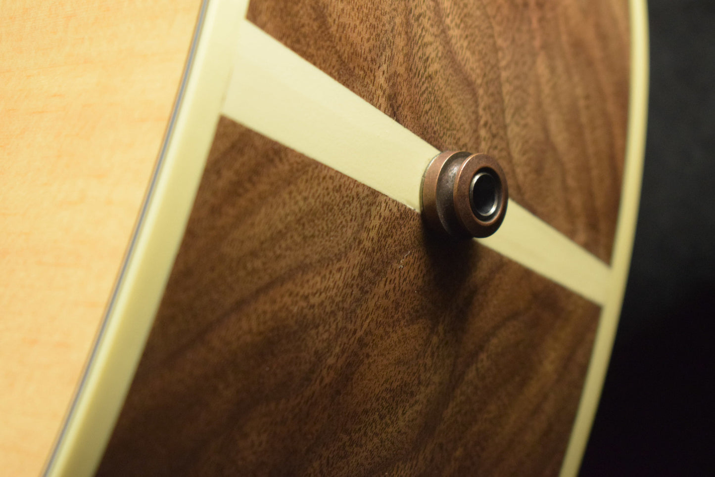 Gibson SJ-200 Studio Walnut Satin Natural