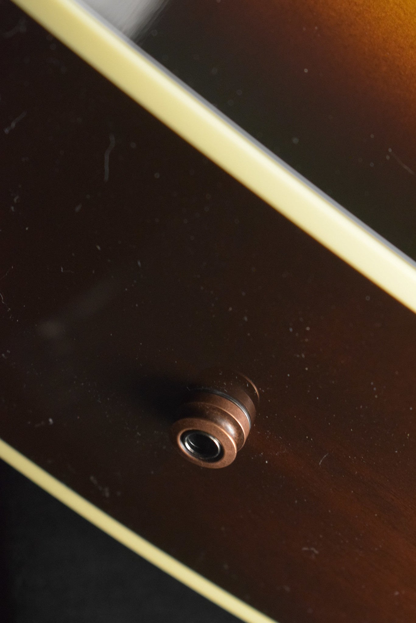 Gibson J-45 Standard Vintage Sunburst