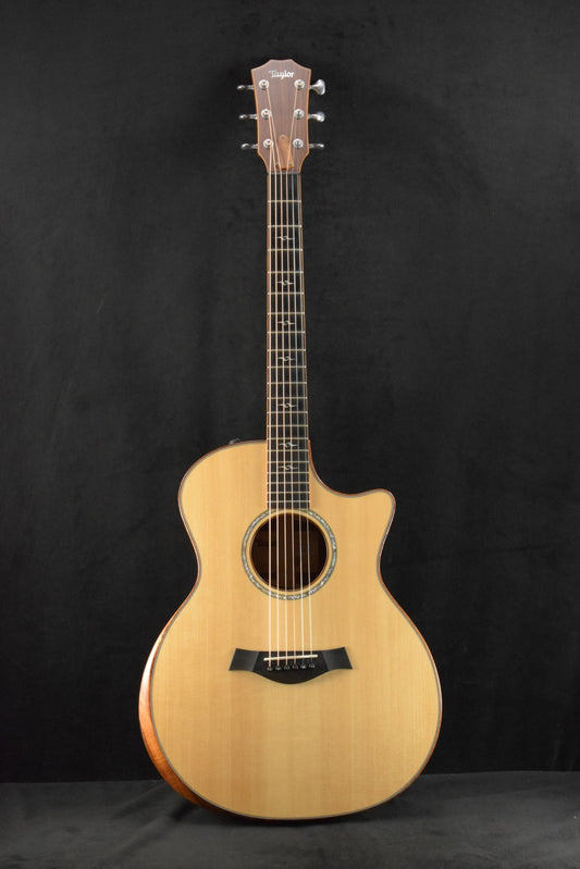 Taylor Custom Grand Auditorium Catch #11391 Cocobolo/Premium Adirondack