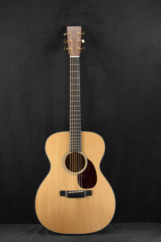 Martin Custom Shop OM Orchestra Model Sitka Spruce VTS Quilted Pommele Sapele Natural