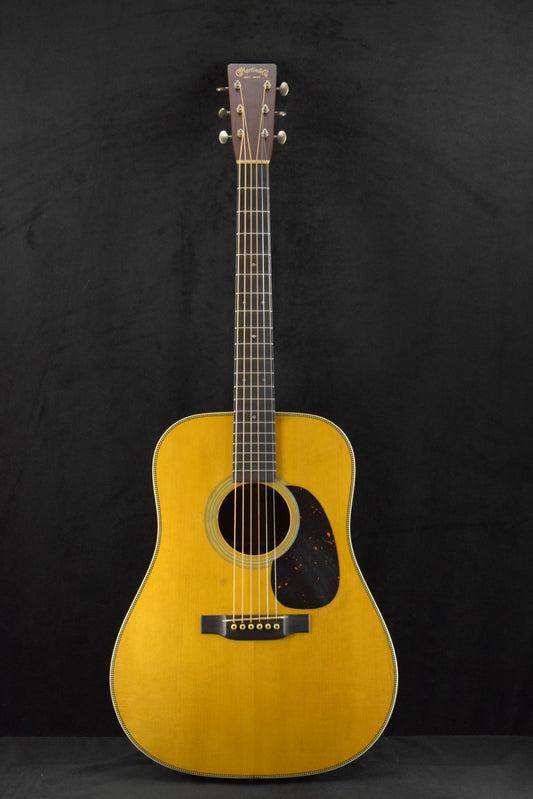 Martin D-28 Authentic 1937 Aged Natural