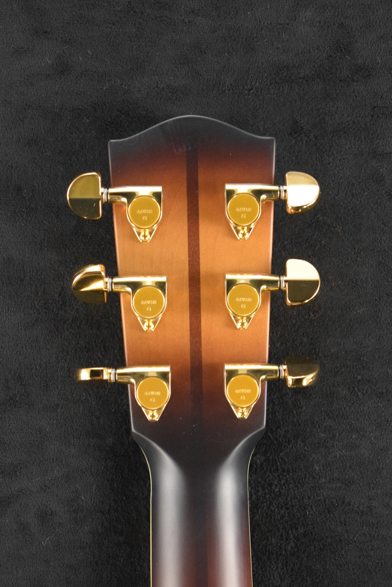 Eastman AC630-SB Jumbo Sunburst Truetone Gloss