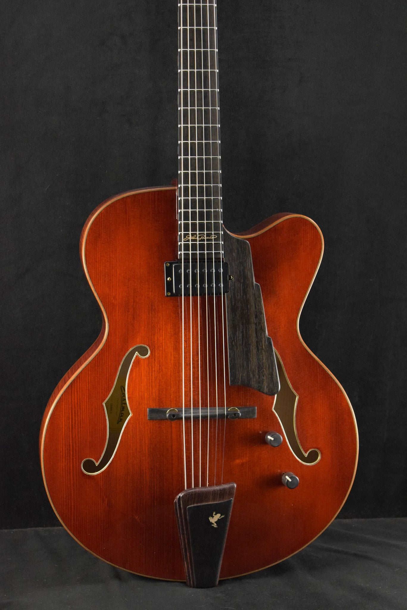 Eastman AR880CE John Pisano Signature Archtop Classic Truetone