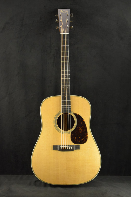 Martin HD-28 Natural Gloss