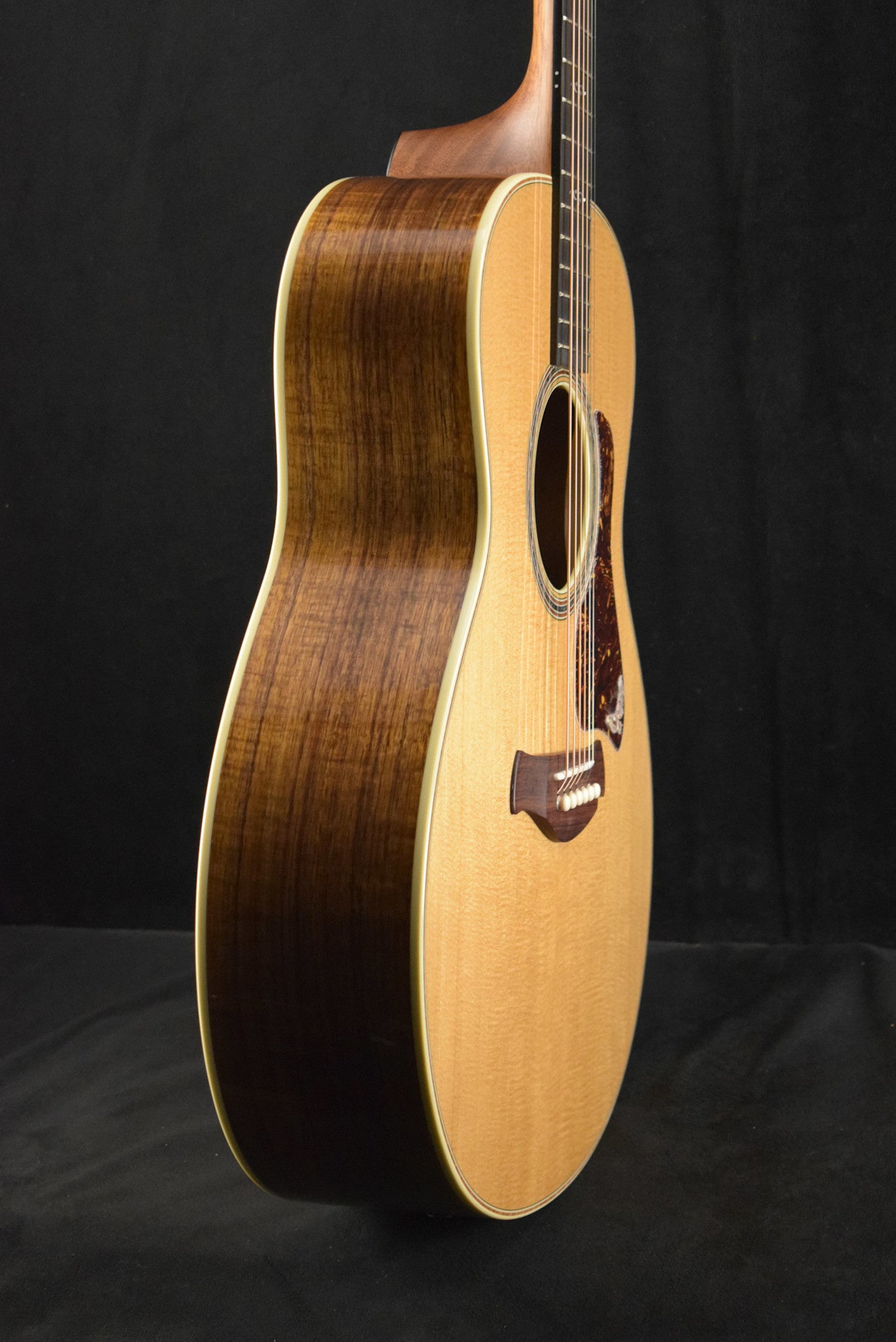 Taylor Gold Label 814e Koa