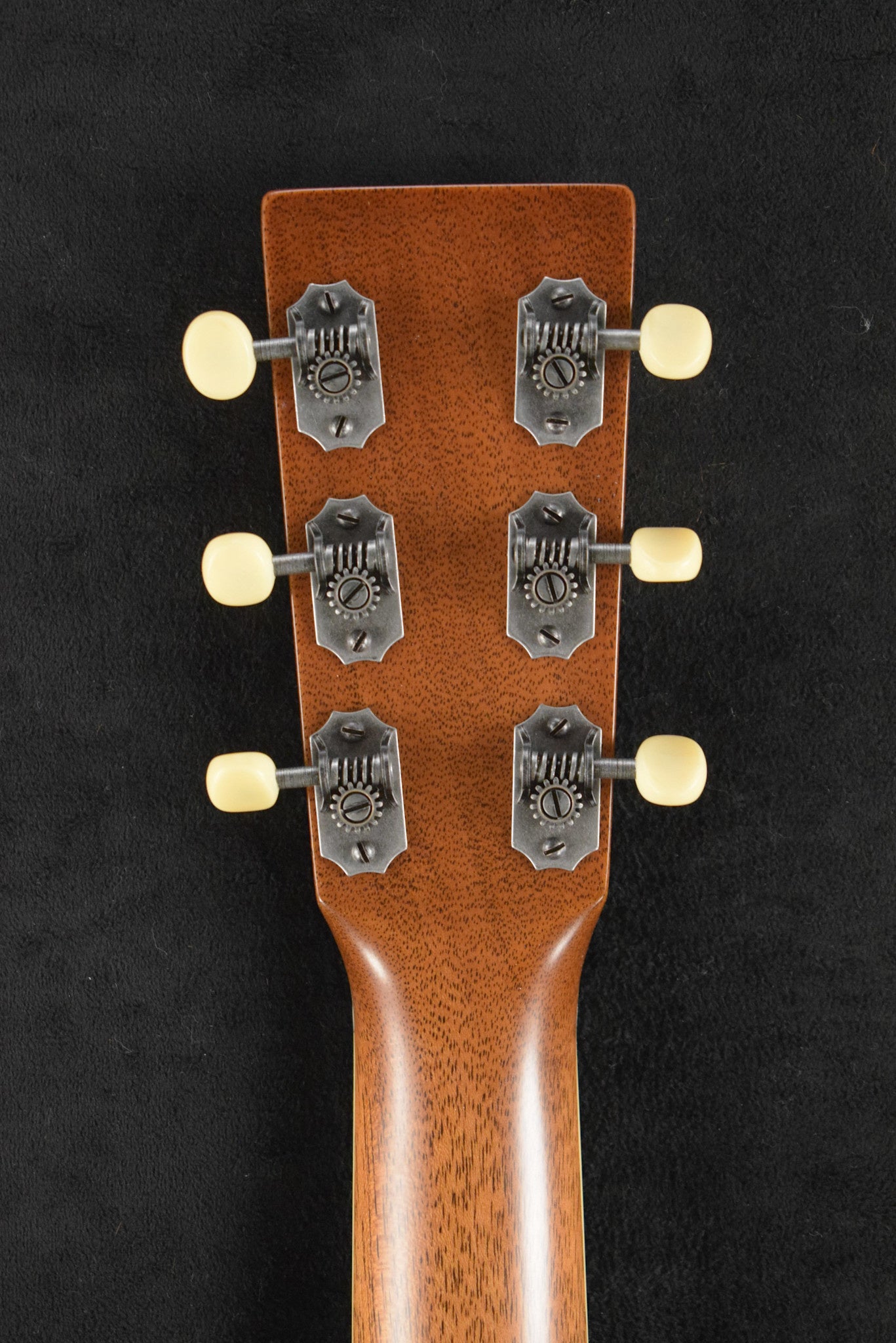 Martin Custom Shop Dreadnought Sloped Shoulder Mahogany Natural Gloss