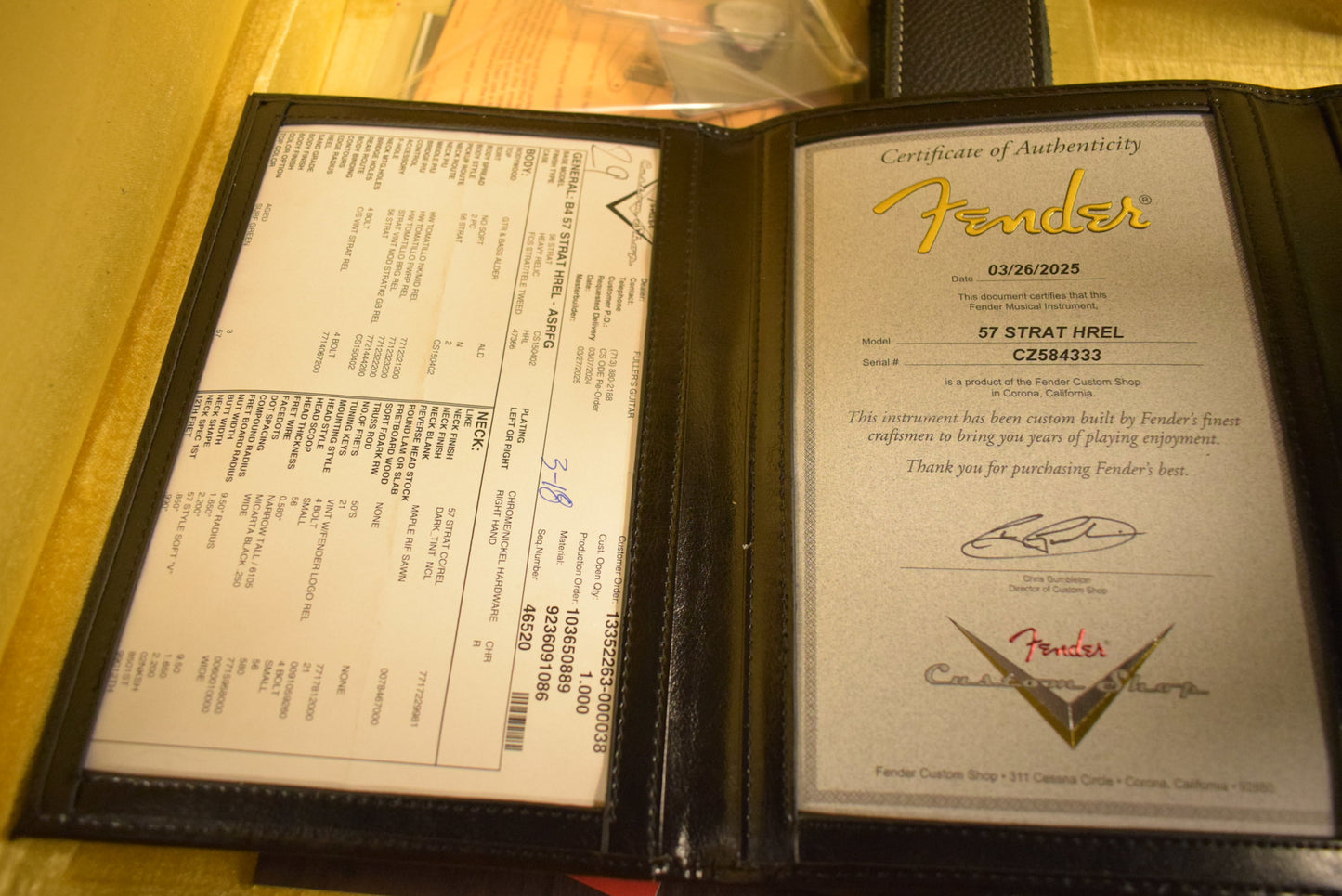 Fender 1957 Stratocaster Heavy Relic Aged Surf Green 1-Piece Rift Sawn Maple Neck Fingerboard