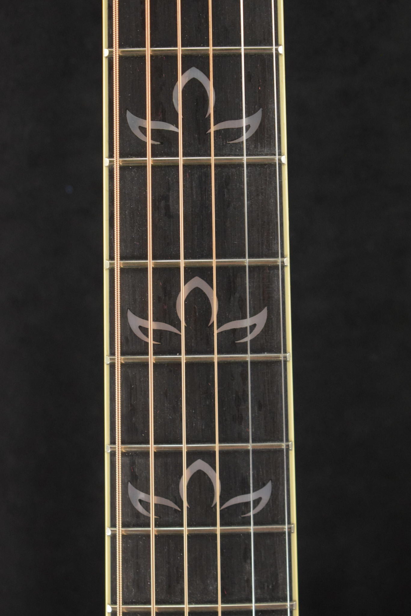 Gibson Custom Shop Orianthi SJ-200 Cherry