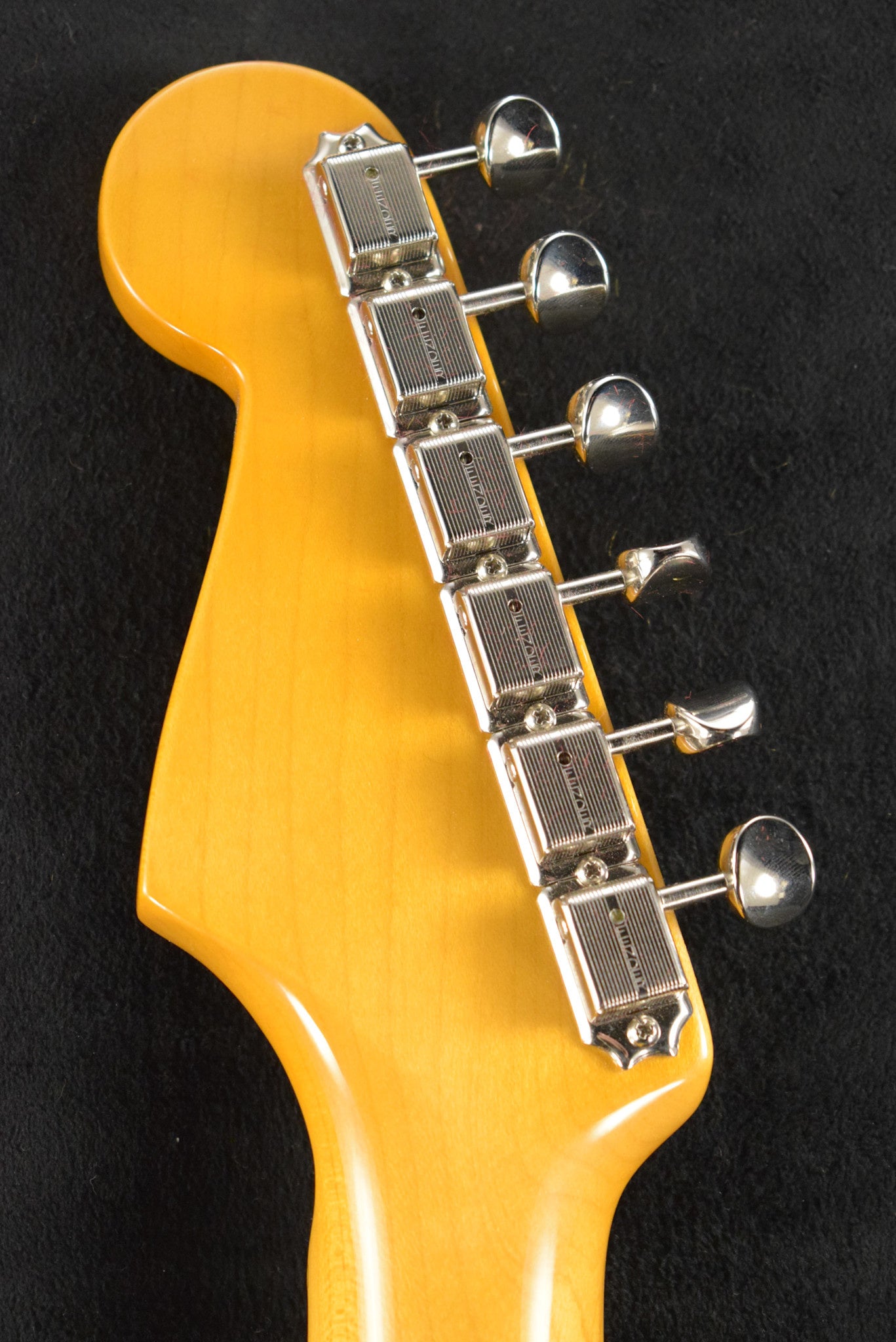 Fender American Vintage II 1957 Stratocaster Vintage Blonde Maple Fingerboard
