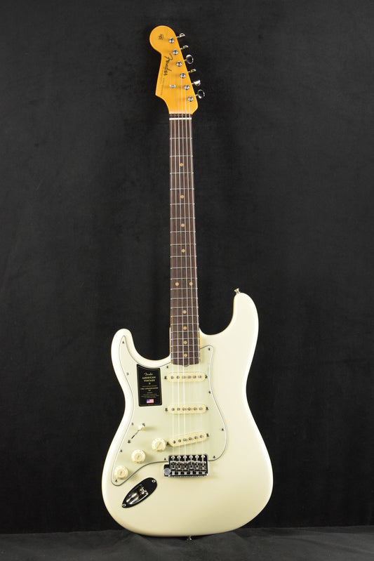 Fender American Vintage II 1961 Stratocaster Left-Hand Olympic White Rosewood Fingerboard