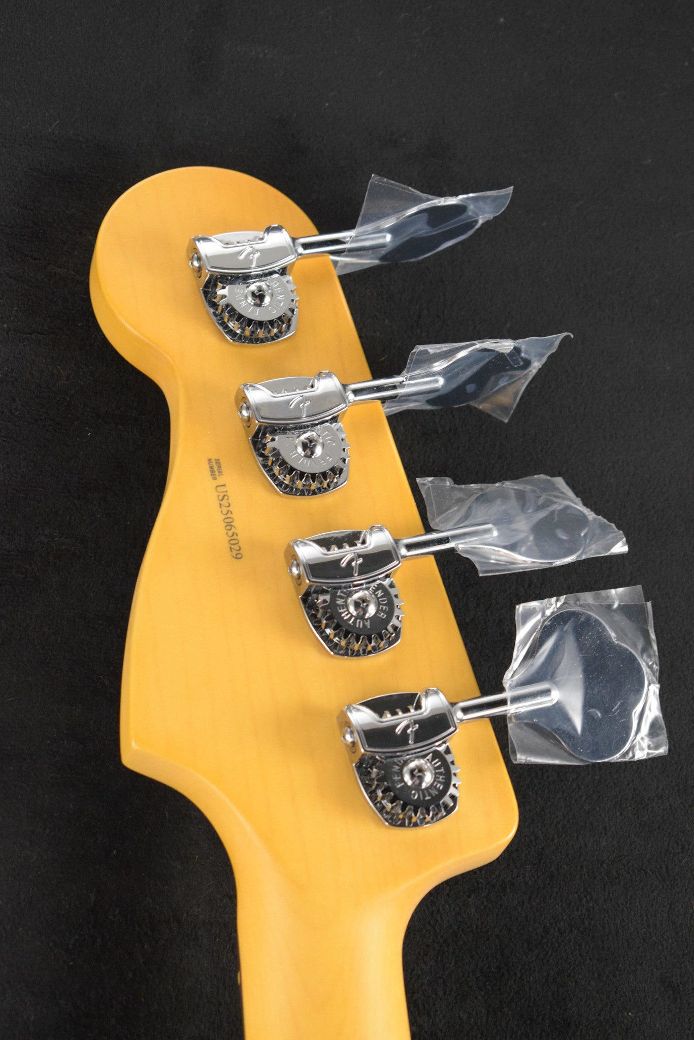 Fender American Professional II Precision Bass Dark Night Rosewood Fingerboard