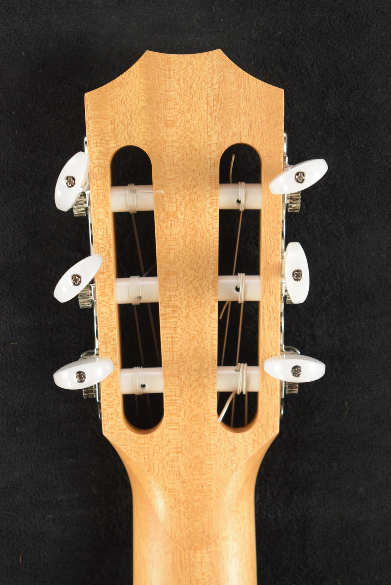 Taylor Academy 12e-N Nylon-String Acoustic-Electric Natural