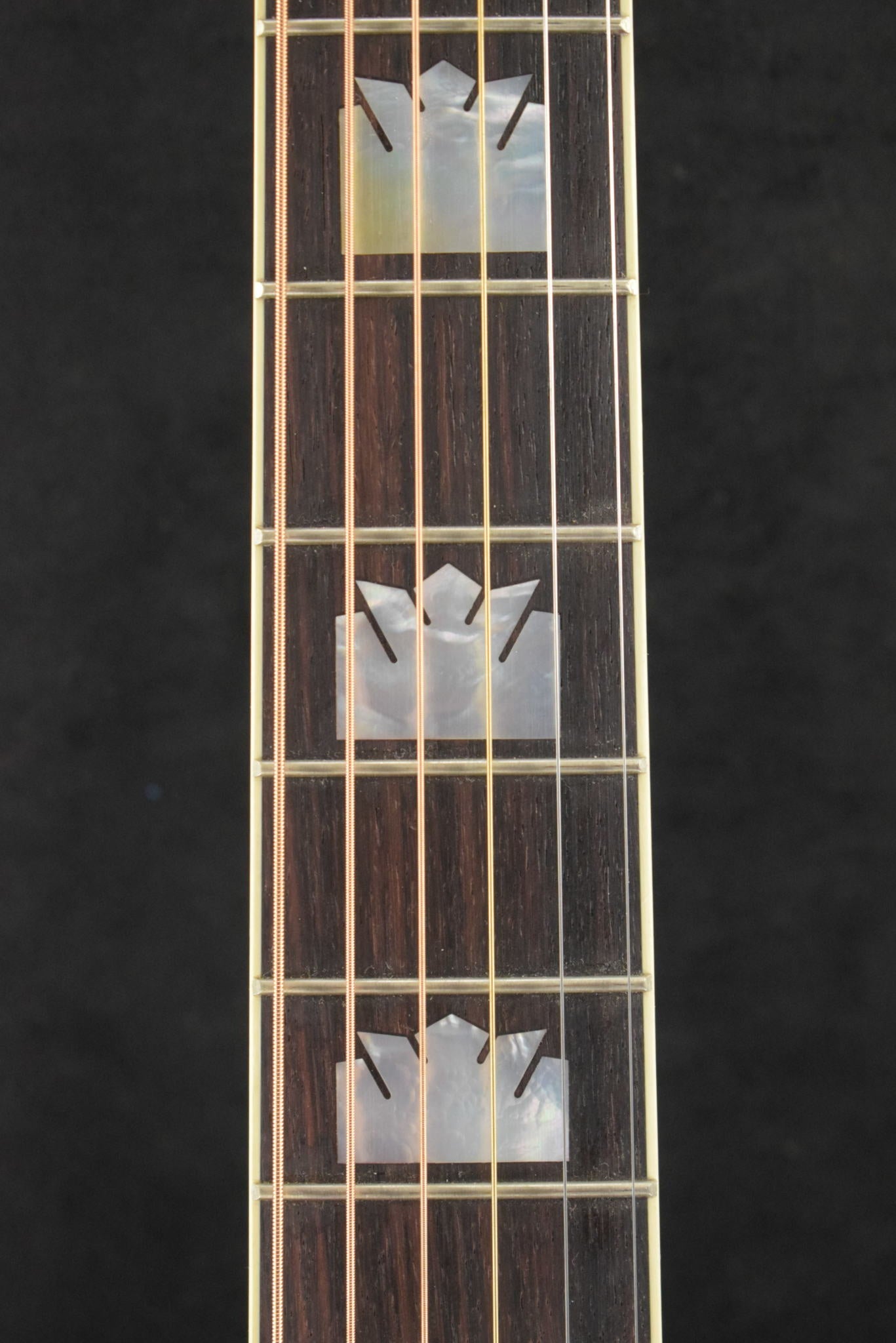 Gibson SJ-200 Standard Wine Red