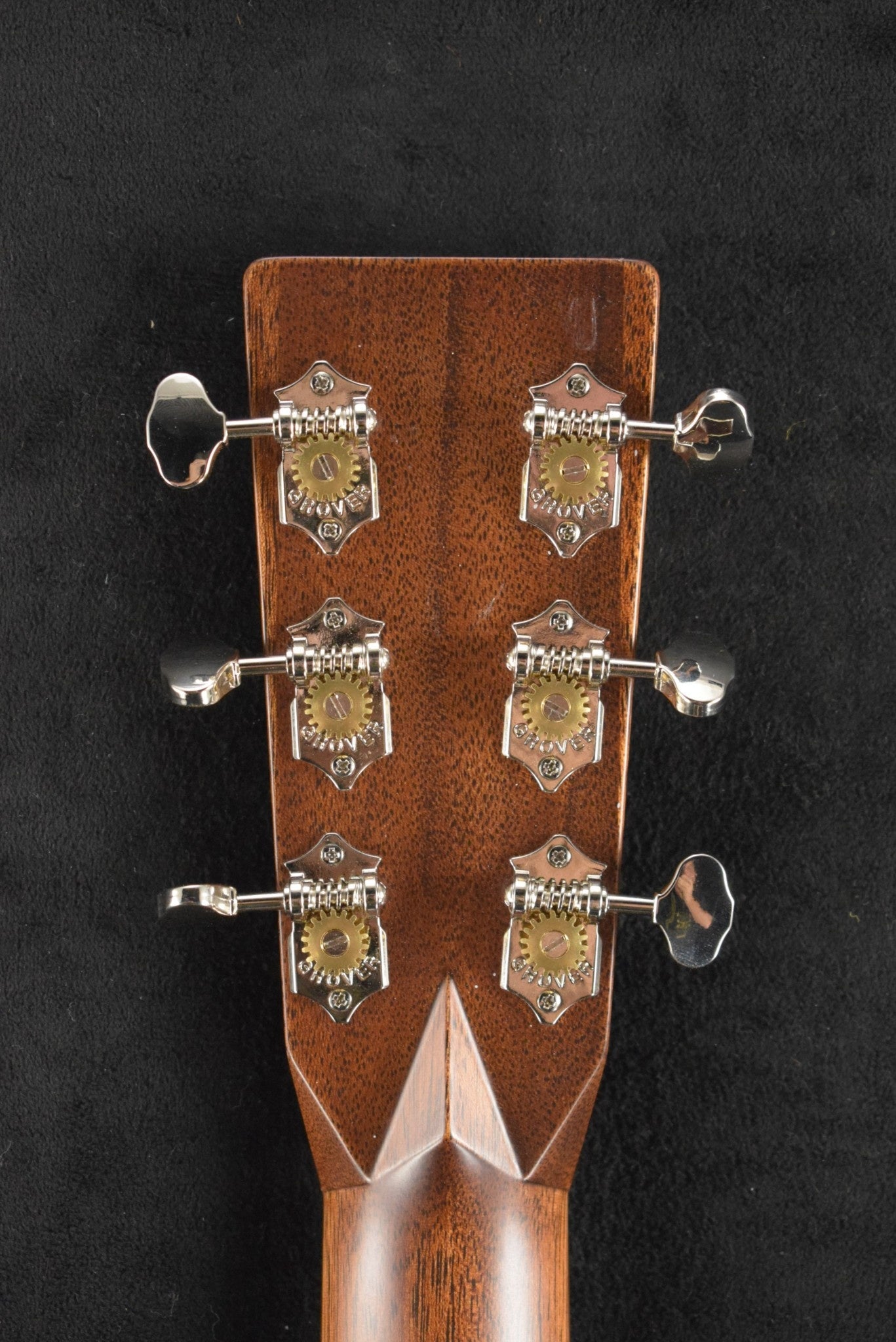 Martin D-28 Ambertone Gloss