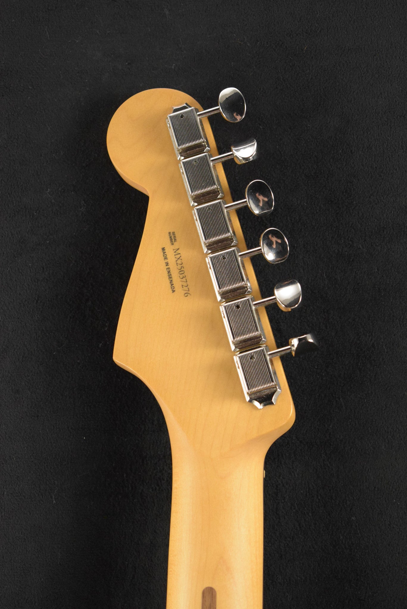 Fender Player II Stratocaster White Blonde Rosewood Fingerboard