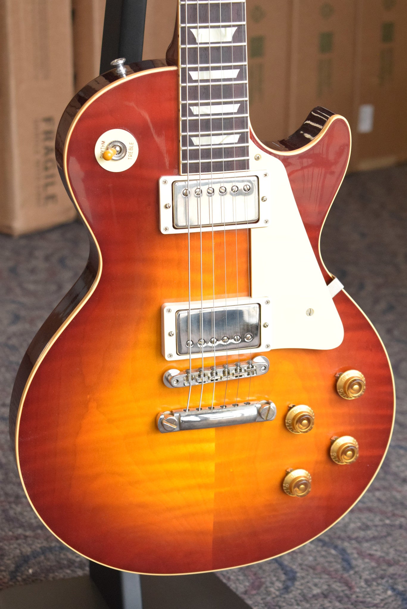 Gibson Custom Dealer Select 1959 Les Paul Standard VOS - "Beauty of the Burst" Page 74 BOTB