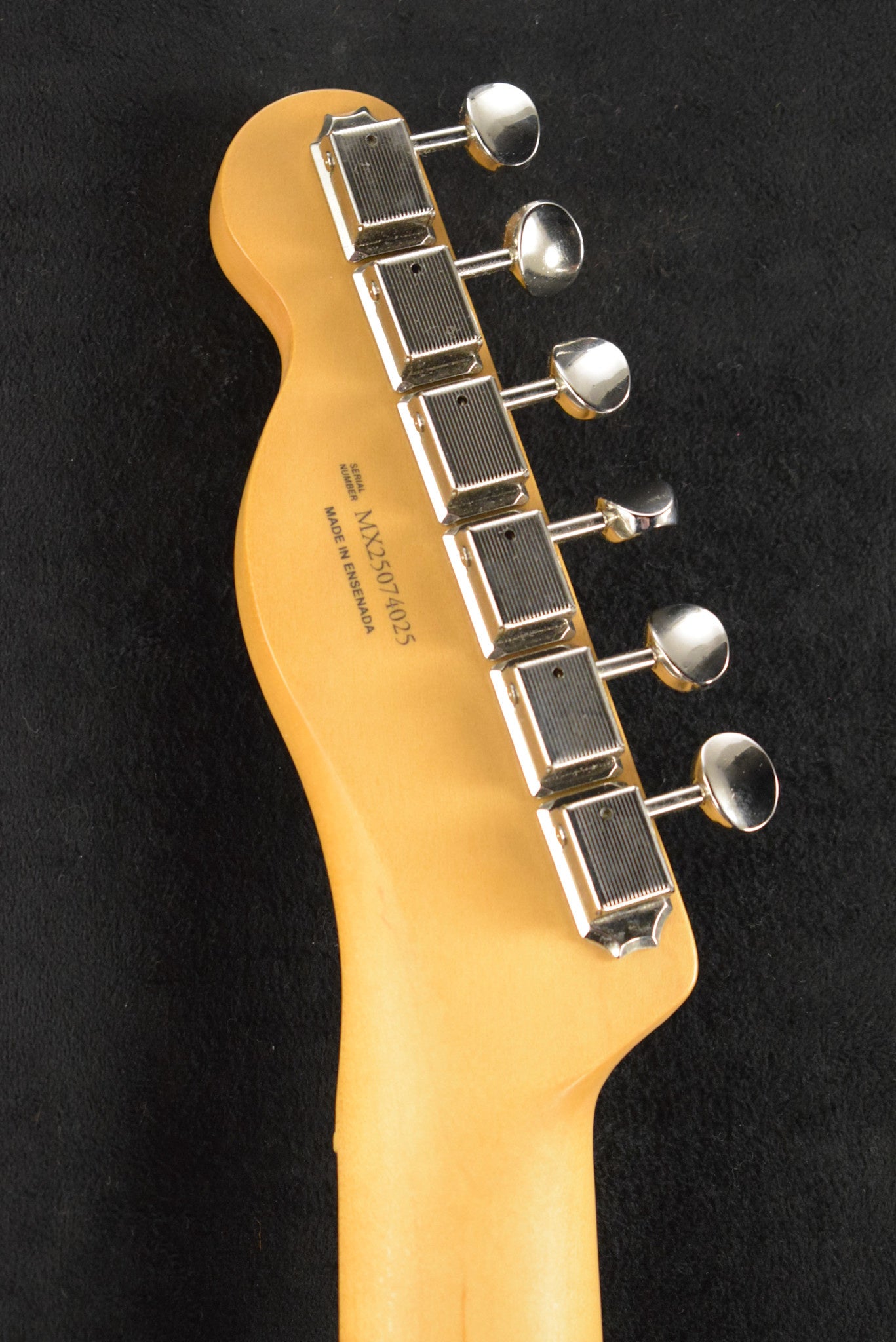 Fender Player II Telecaster 3-Color Sunburst Maple Fingerboard