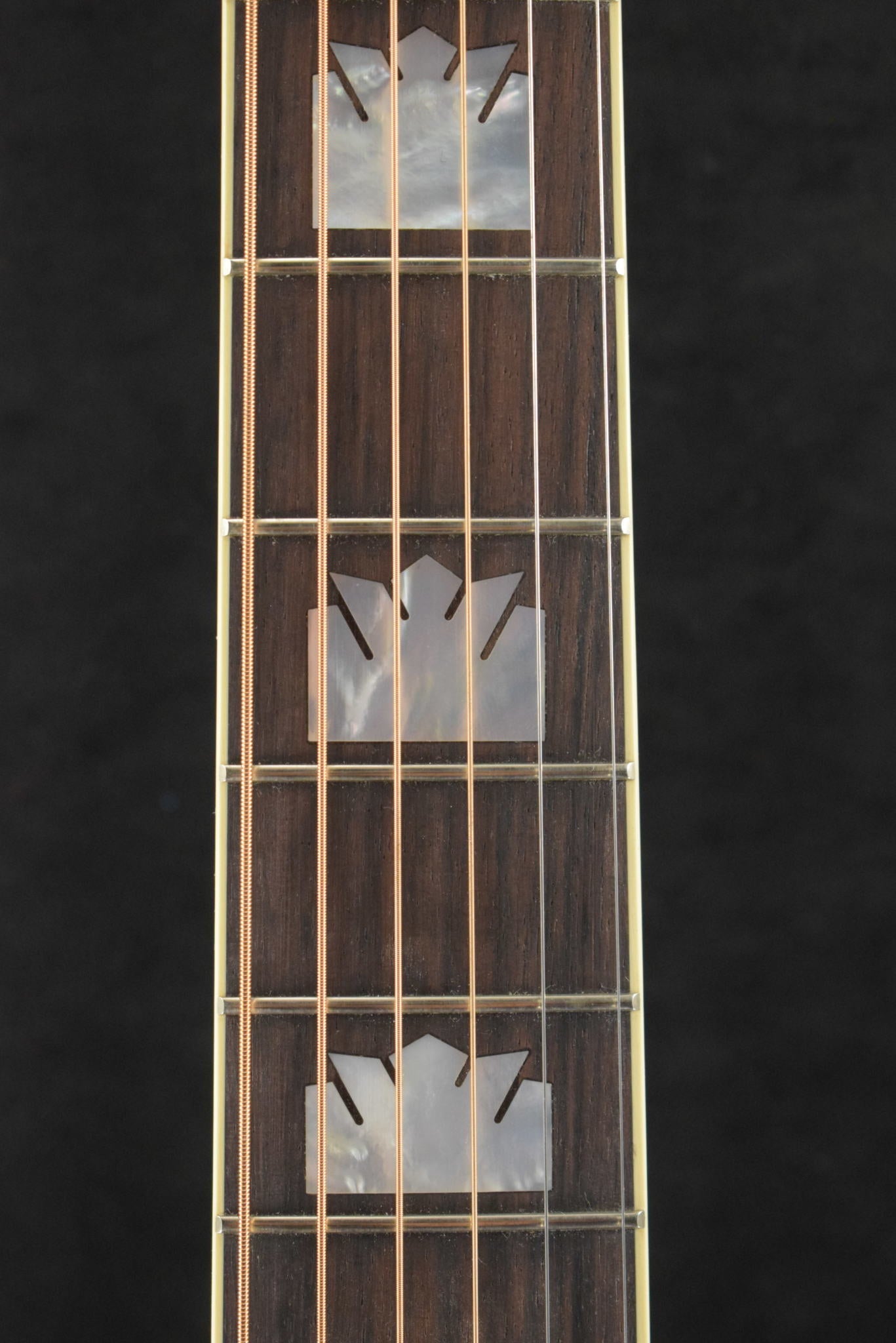 Gibson SJ-200 Standard Wine Red