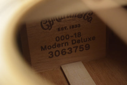 Martin 000-18 Modern Deluxe Natural