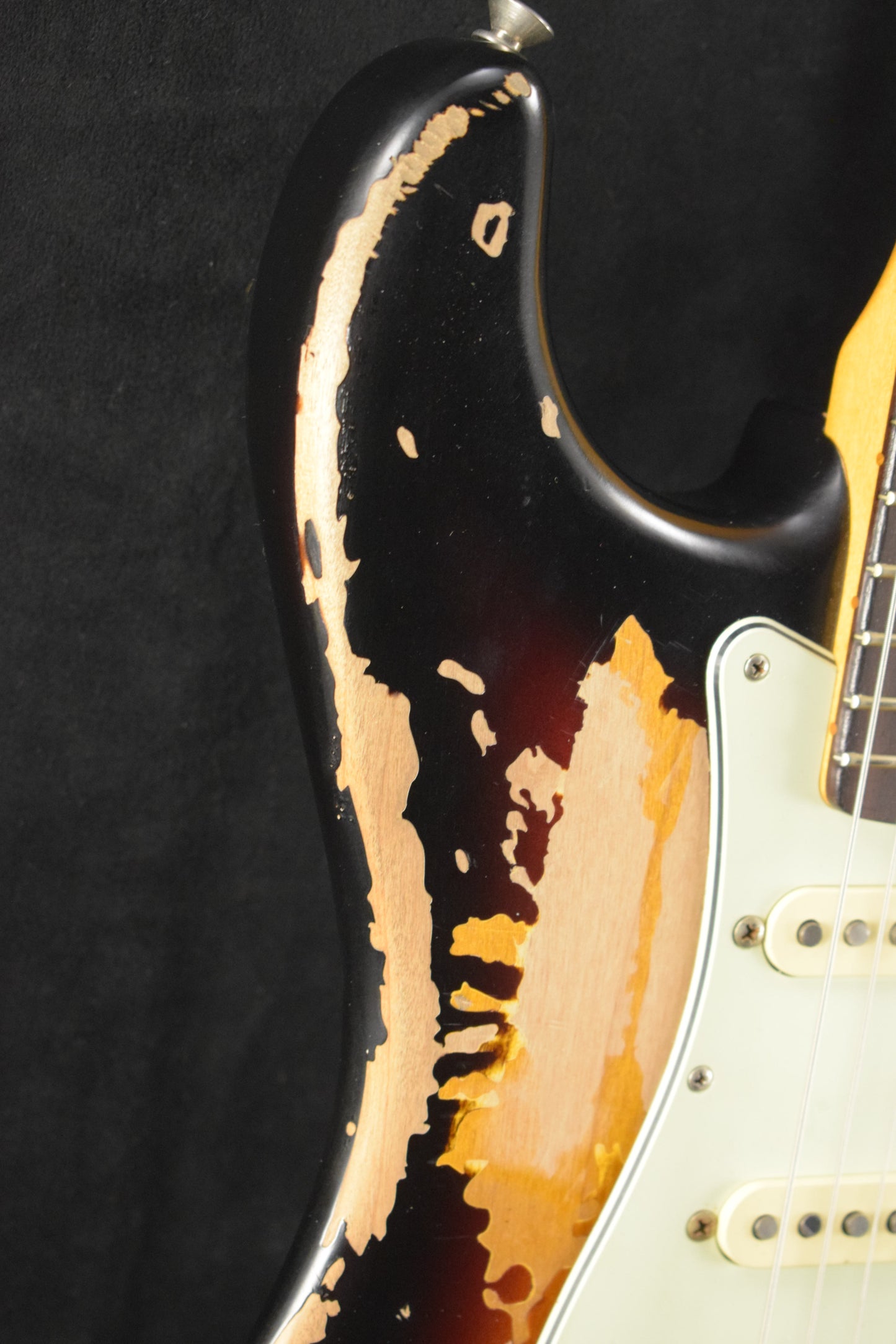 Fender Mike McCready Stratocaster 3-Color Sunburst Rosewood Fingerboard