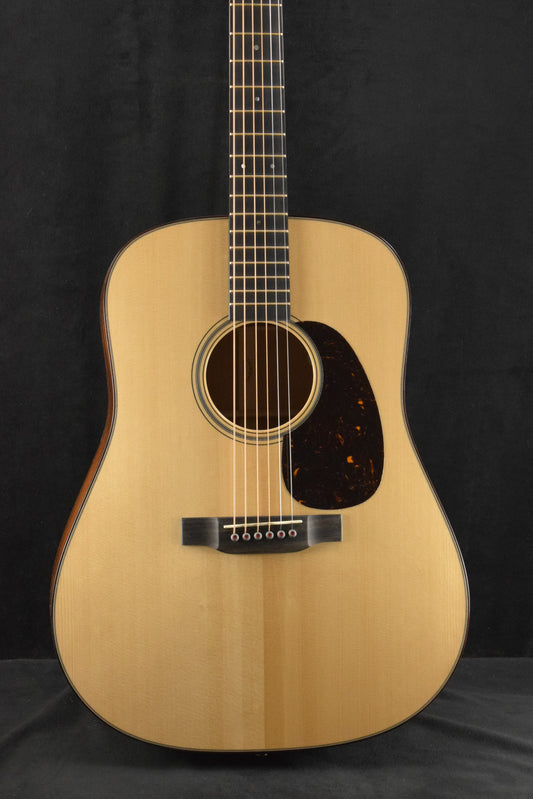 Martin D-18E Modern Deluxe Fishman Aura VT Blend VTS