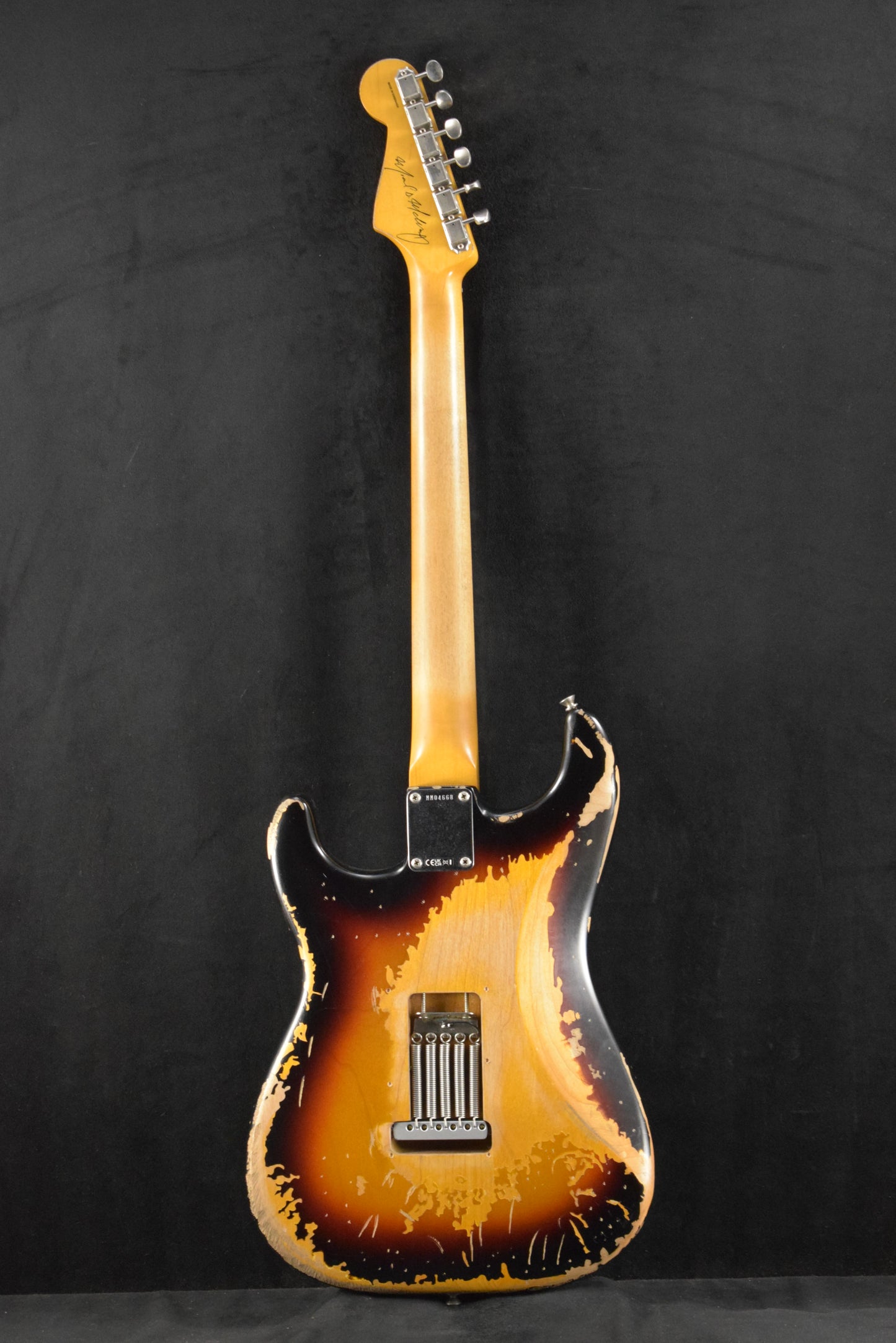 Fender Mike McCready Stratocaster 3-Color Sunburst Rosewood Fingerboard