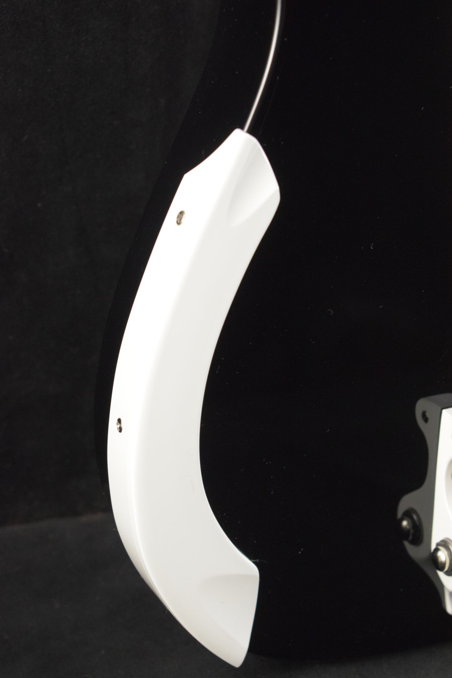 Fender Jack White Triplecaster Black Maple Fingerboard