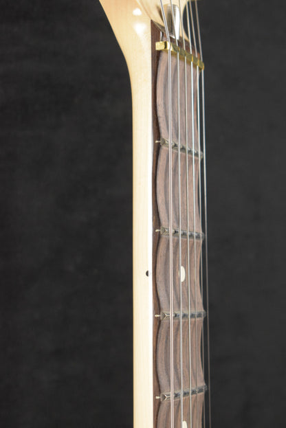 Fender Yngwie Malmsteen Stratocaster Vintage White Scalloped Rosewood Fingerboard