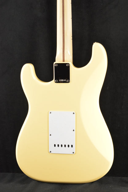 Fender Yngwie Malmsteen Stratocaster Vintage White Scalloped Rosewood Fingerboard