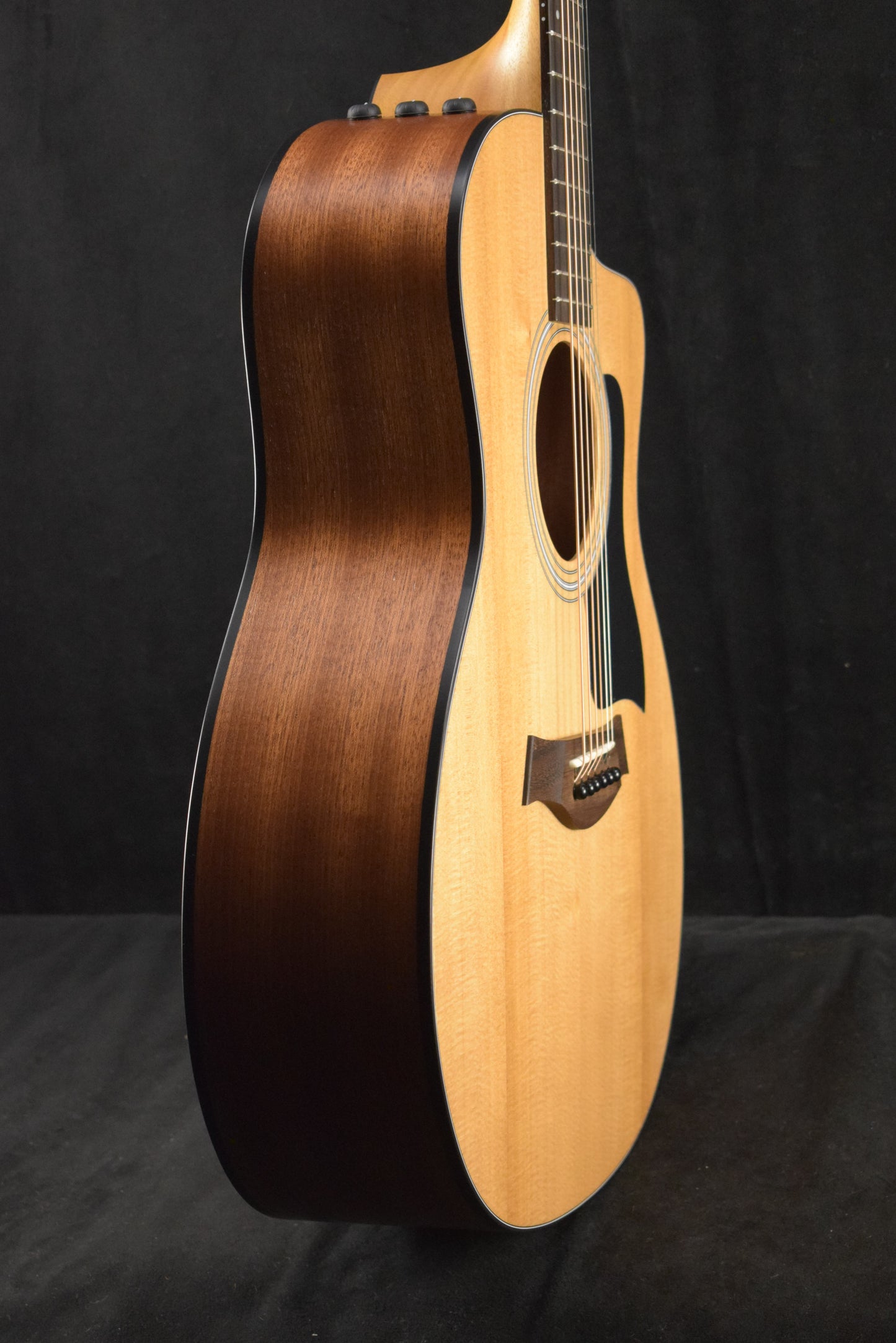 Taylor 114ce Sapele/Torrefied Spruce Natural