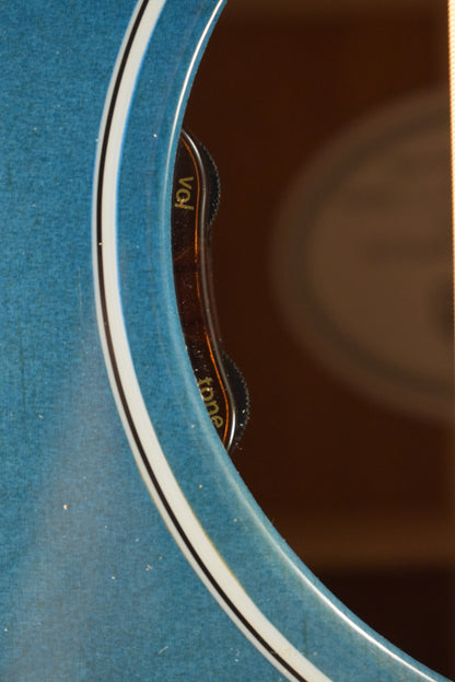 Gibson J-45 Standard Bluebonnet