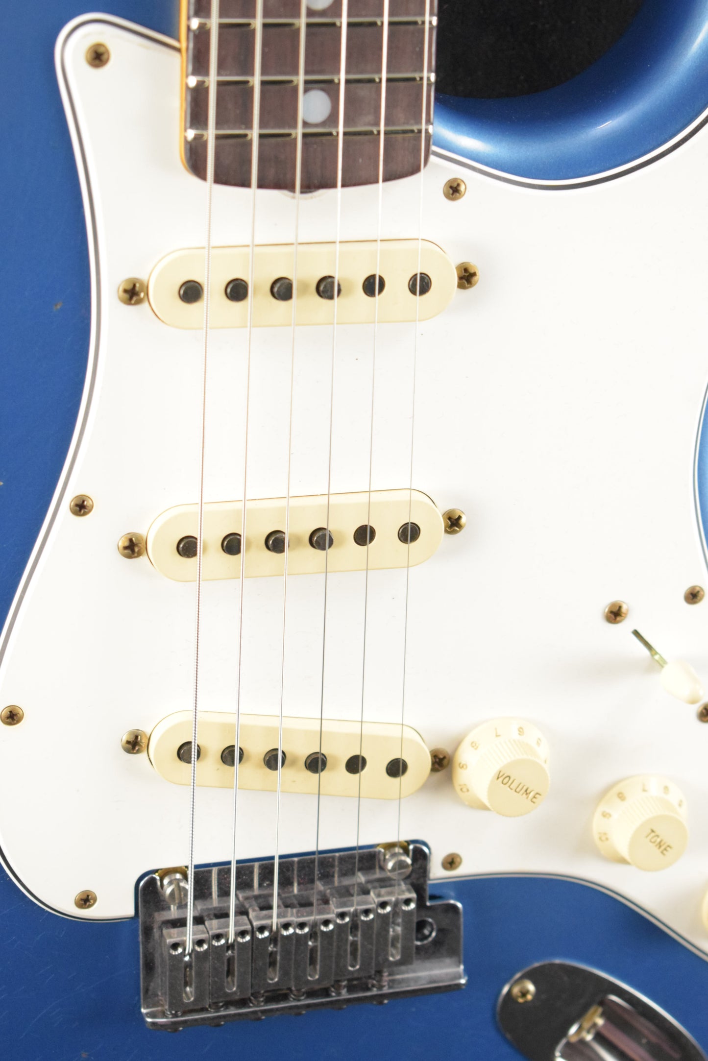 Fender Strat Pro Relic - 2025 NAMM Limited Edition Aged Lake Placid Blue