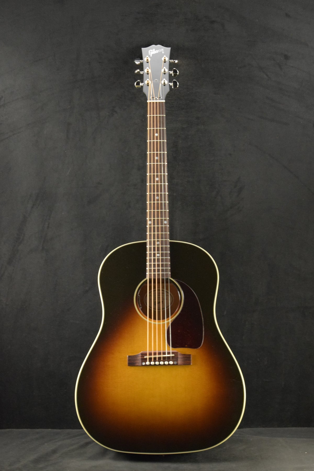 Gibson J-45 Standard Vintage Sunburst